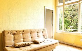 Apartamento Acolhedor Com Vista para o Mar